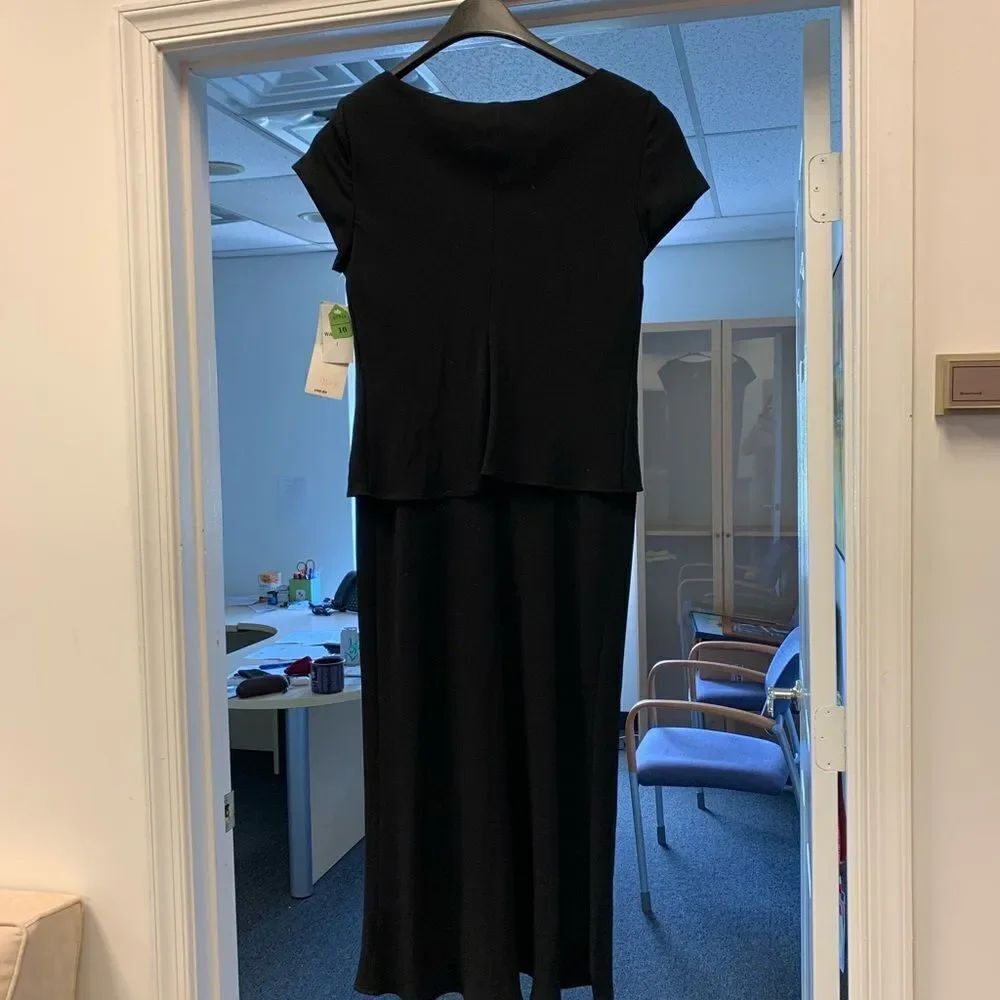 S.L. Fashions Perfect Black Dress size 10P NWT - Picture 4 of 4